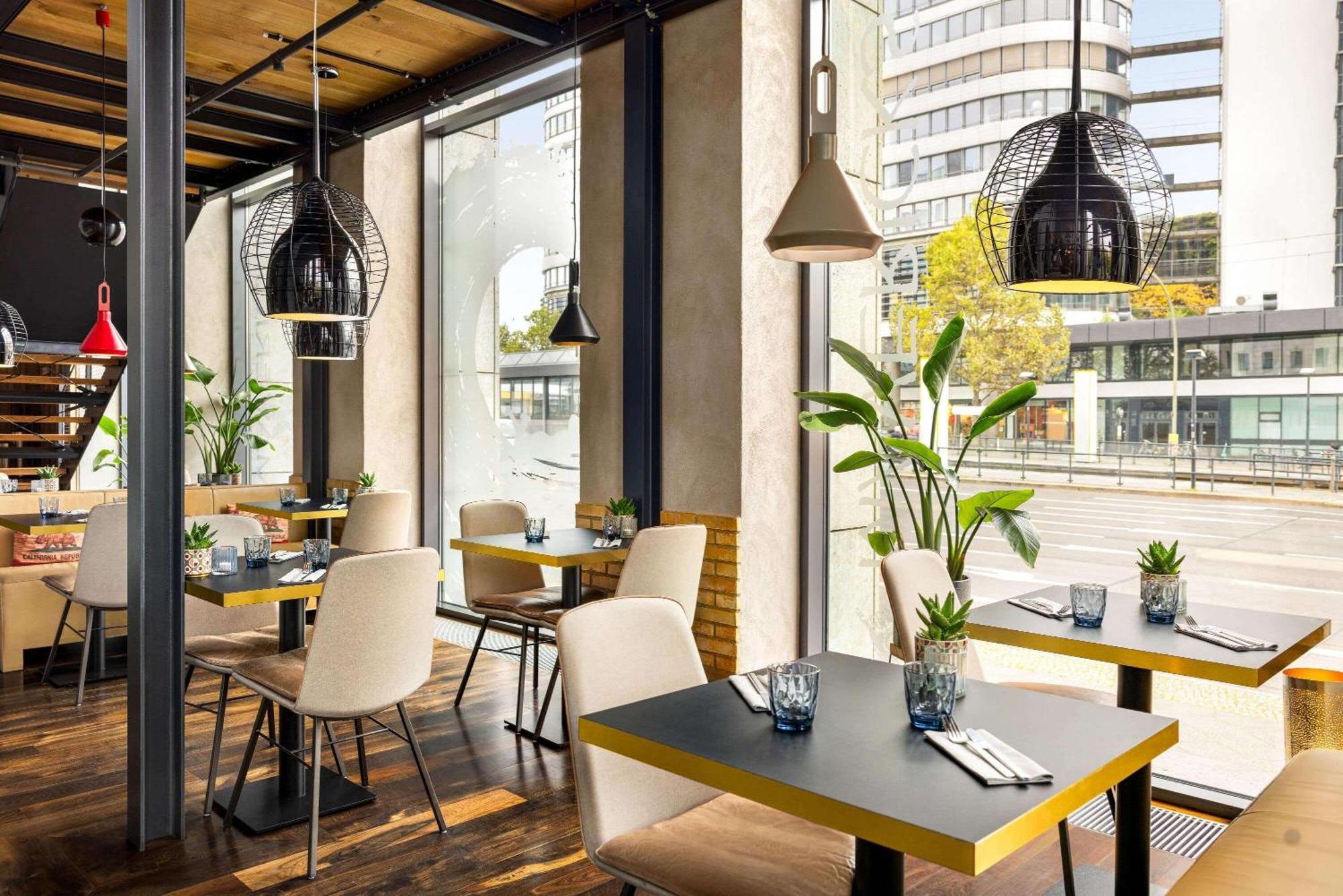 Hotel Vienna House By Wyndham Andel'S Berlin Exterior foto